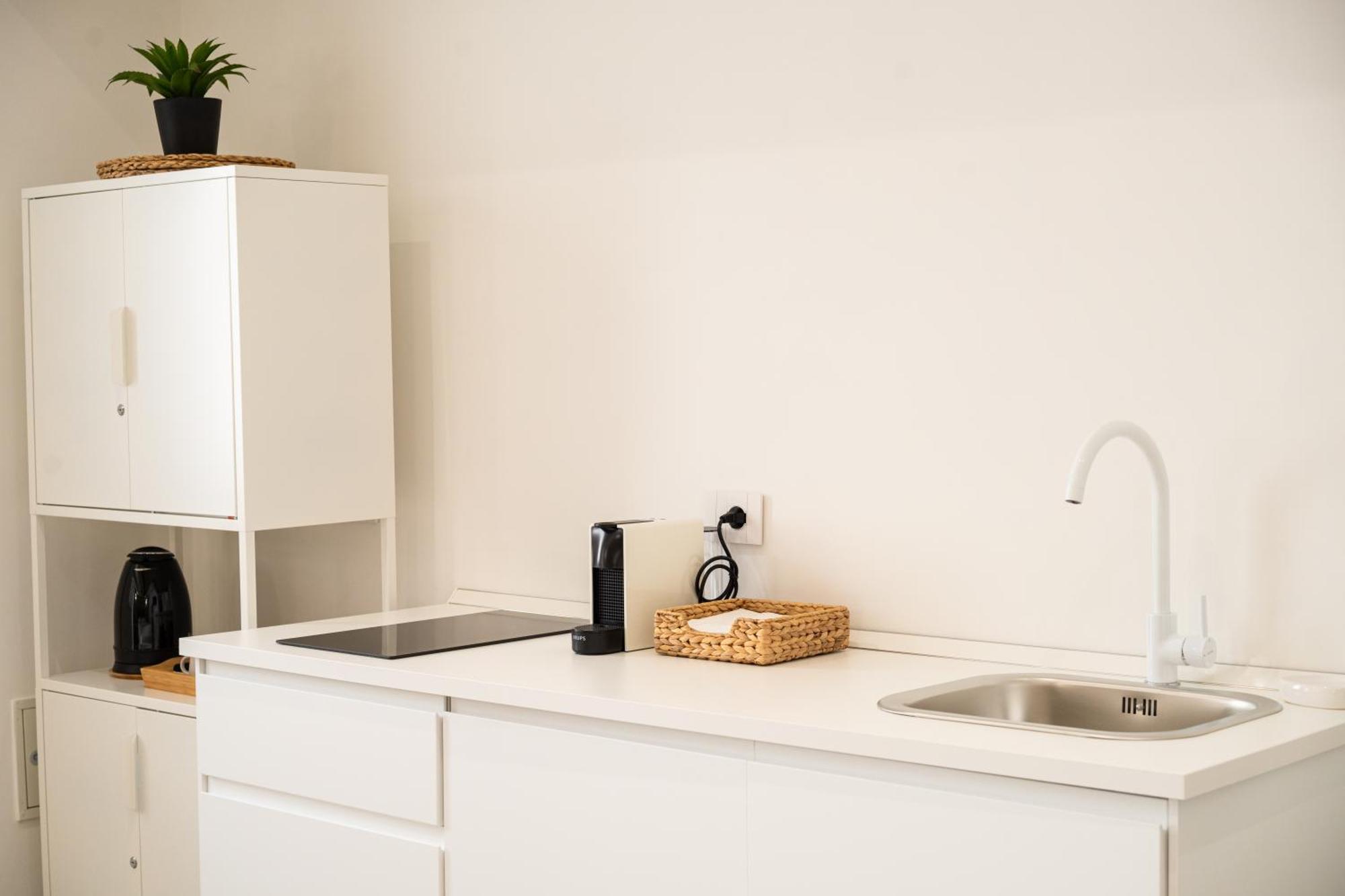 Dalmazia 38 Apartment Бари Екстериор снимка