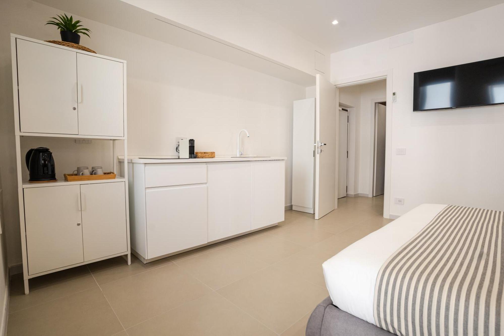 Dalmazia 38 Apartment Бари Екстериор снимка